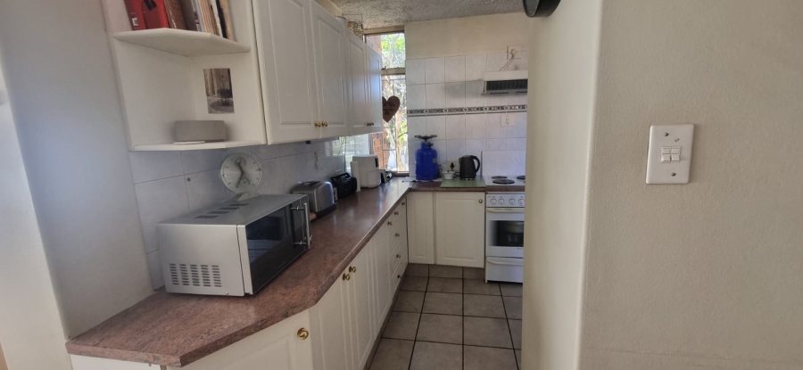 2 Bedroom Property for Sale in Queenswood Gauteng