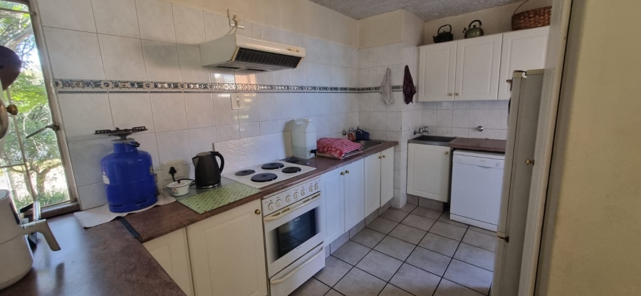 2 Bedroom Property for Sale in Queenswood Gauteng