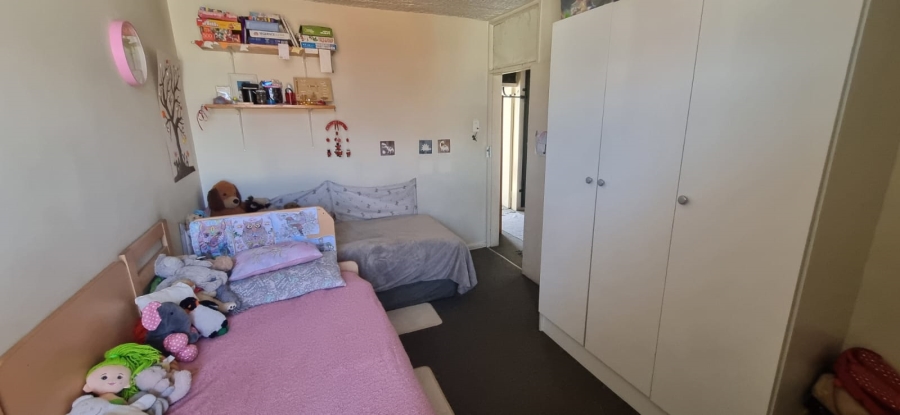 2 Bedroom Property for Sale in Queenswood Gauteng
