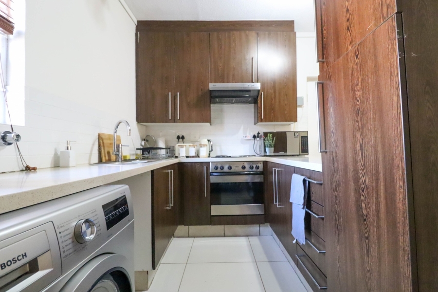 2 Bedroom Property for Sale in Bryanston Gauteng
