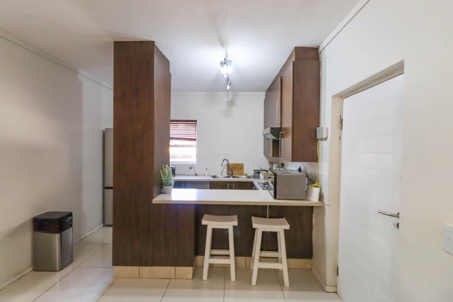 2 Bedroom Property for Sale in Bryanston Gauteng