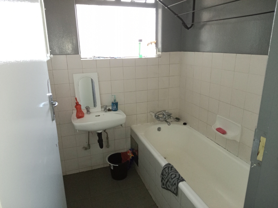 To Let 1 Bedroom Property for Rent in Sunnyside Gauteng