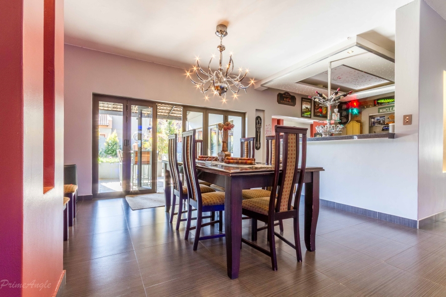 5 Bedroom Property for Sale in Silver Lakes Gauteng