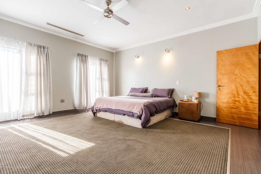 5 Bedroom Property for Sale in Silver Lakes Gauteng