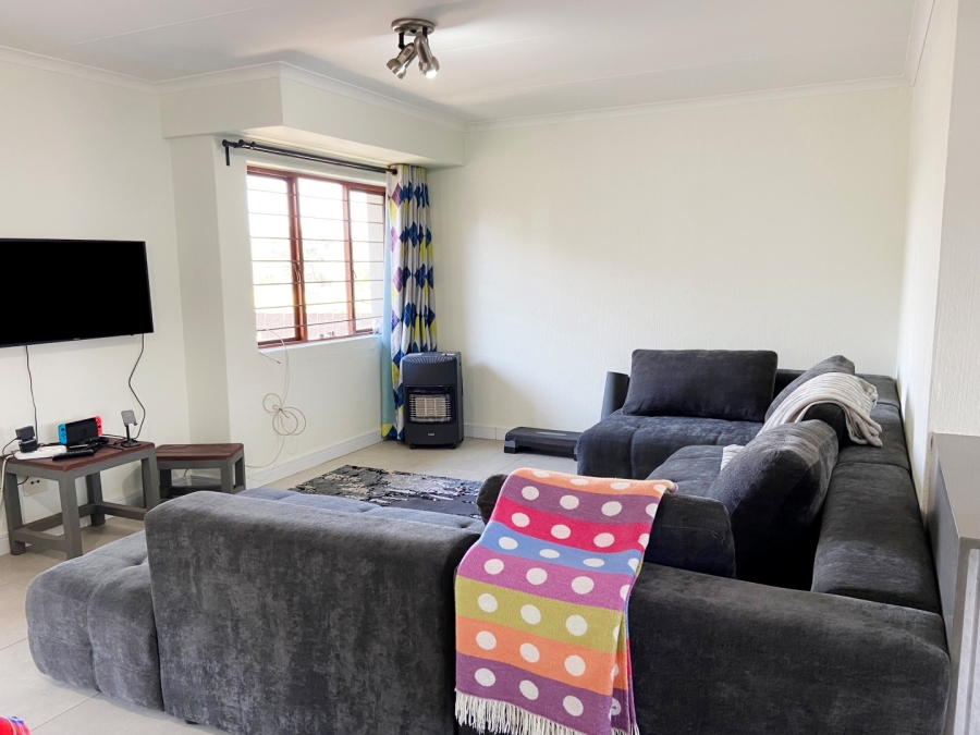 To Let 2 Bedroom Property for Rent in Victory Park Gauteng