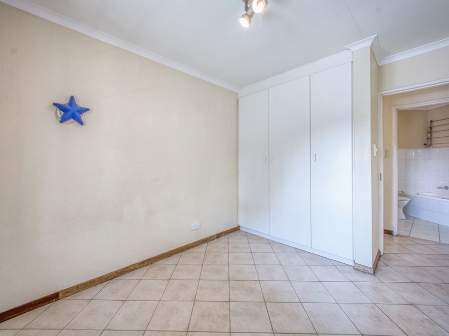To Let 2 Bedroom Property for Rent in Victory Park Gauteng