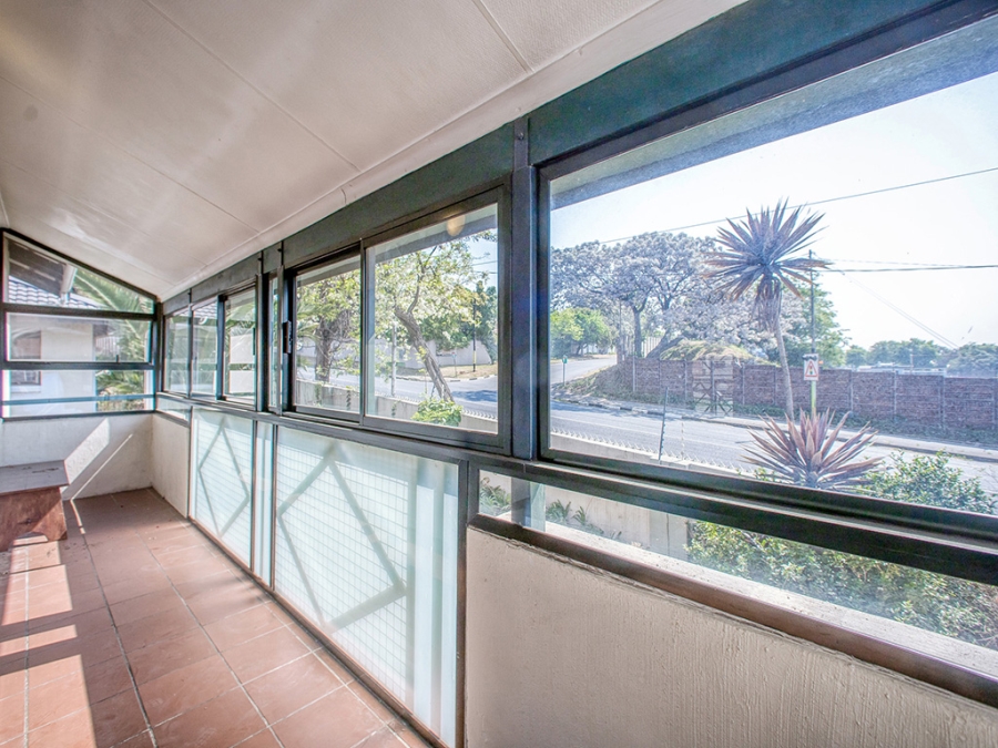 To Let 2 Bedroom Property for Rent in Victory Park Gauteng