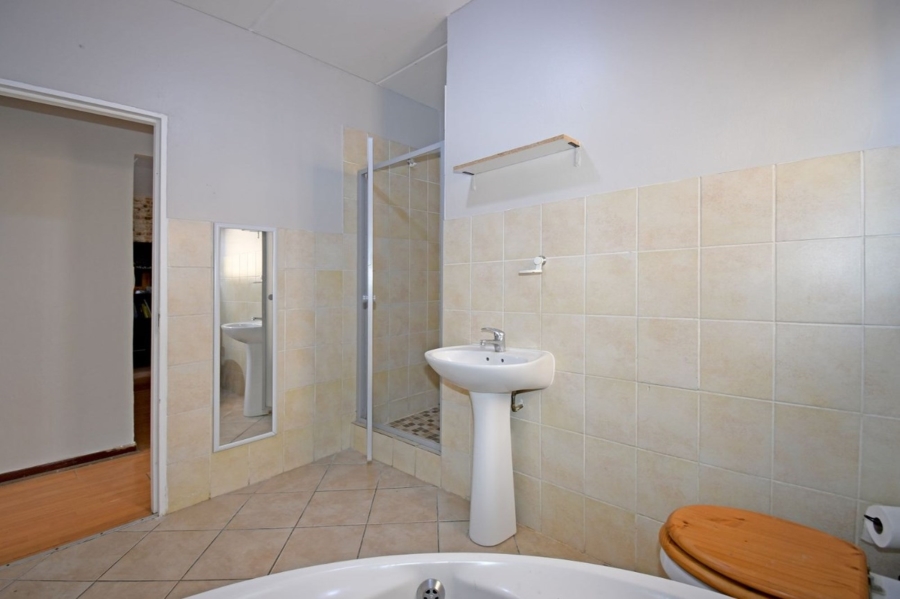 2 Bedroom Property for Sale in Wilgeheuwel Gauteng