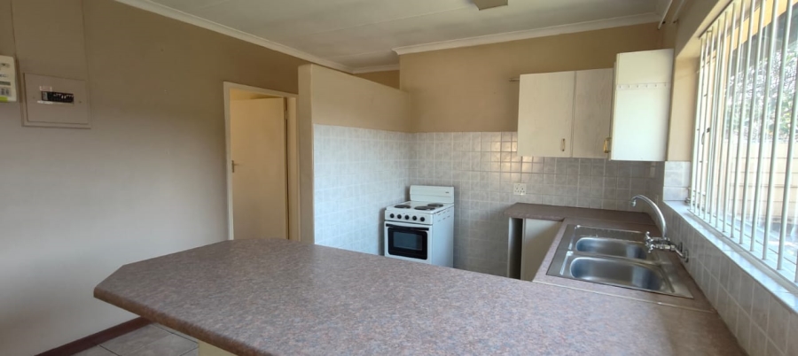 To Let 2 Bedroom Property for Rent in Three Rivers Gauteng