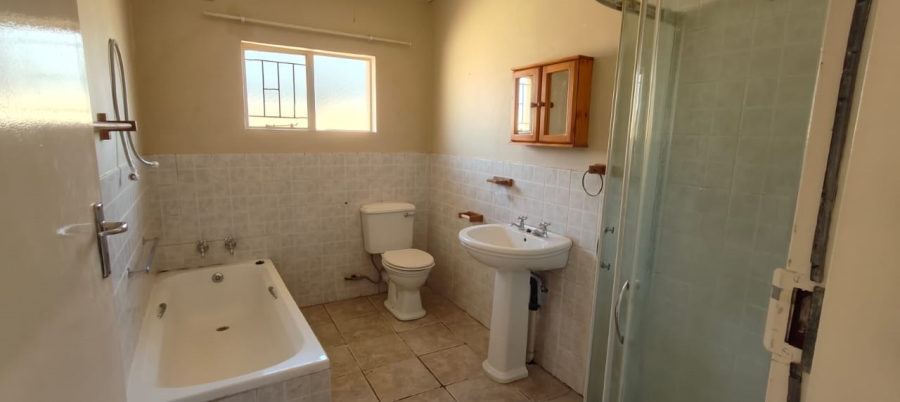 To Let 2 Bedroom Property for Rent in Three Rivers Gauteng