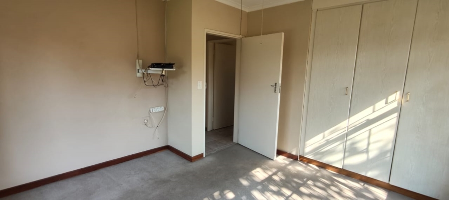 To Let 2 Bedroom Property for Rent in Three Rivers Gauteng