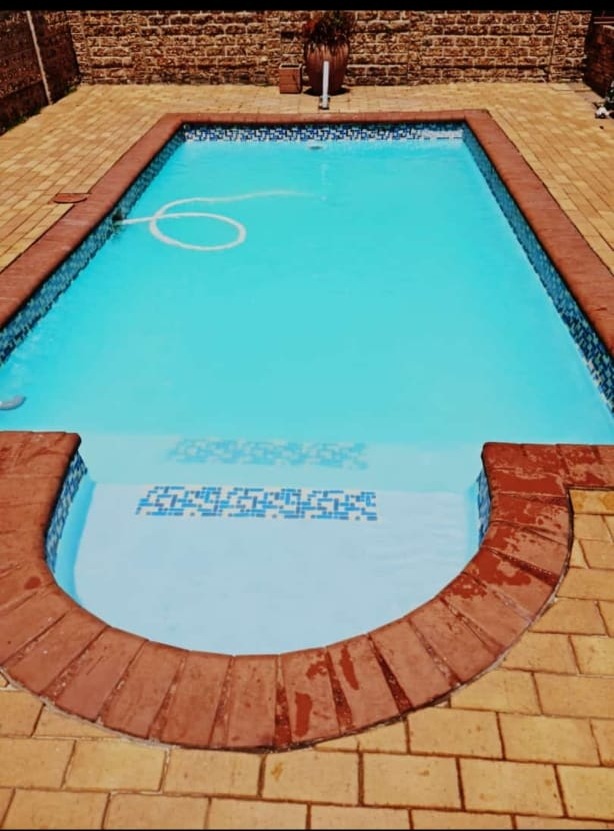 4 Bedroom Property for Sale in Sonneveld Gauteng
