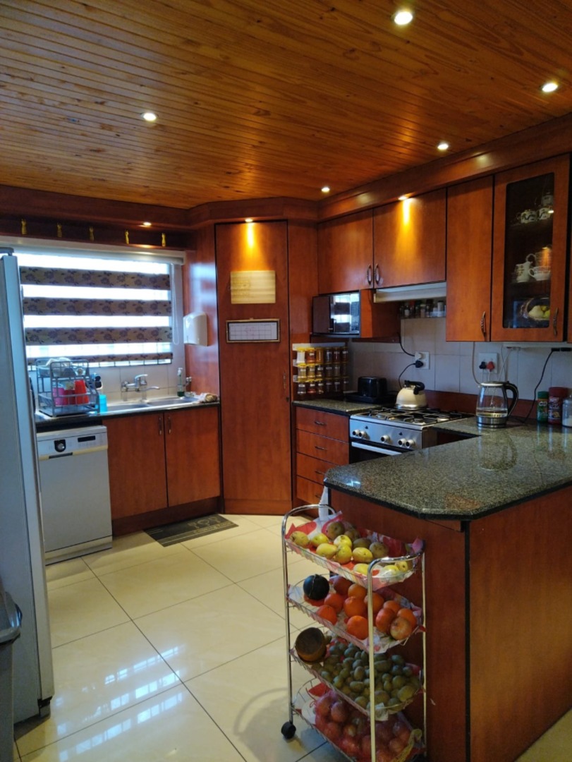 4 Bedroom Property for Sale in Sonneveld Gauteng