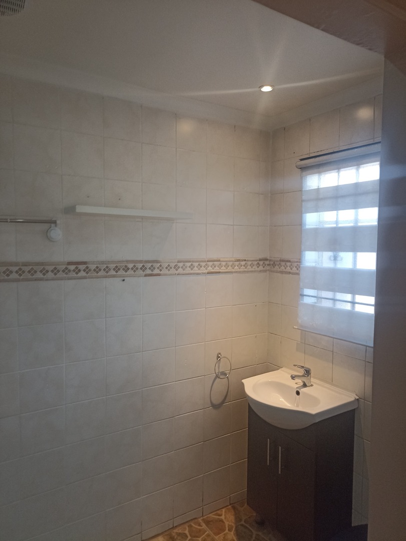 4 Bedroom Property for Sale in Sonneveld Gauteng