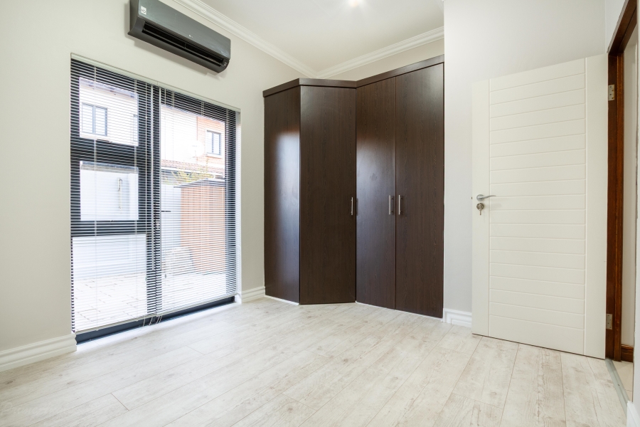 3 Bedroom Property for Sale in Silver Lakes Gauteng