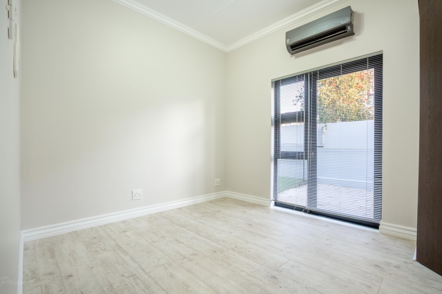 3 Bedroom Property for Sale in Silver Lakes Gauteng