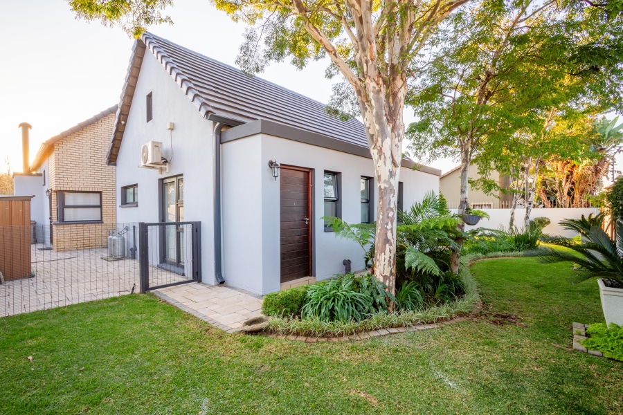 3 Bedroom Property for Sale in Silver Lakes Gauteng