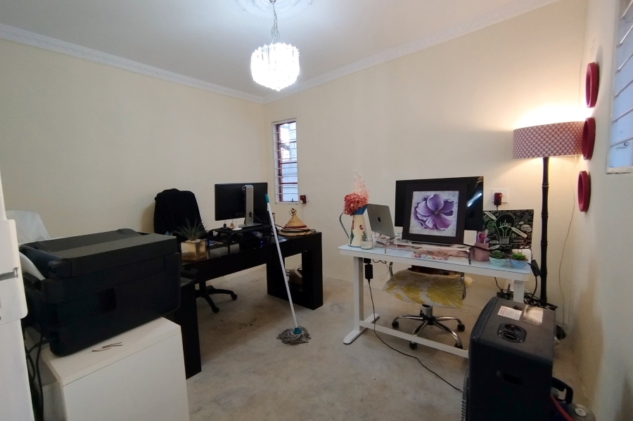 4 Bedroom Property for Sale in The Hill Gauteng