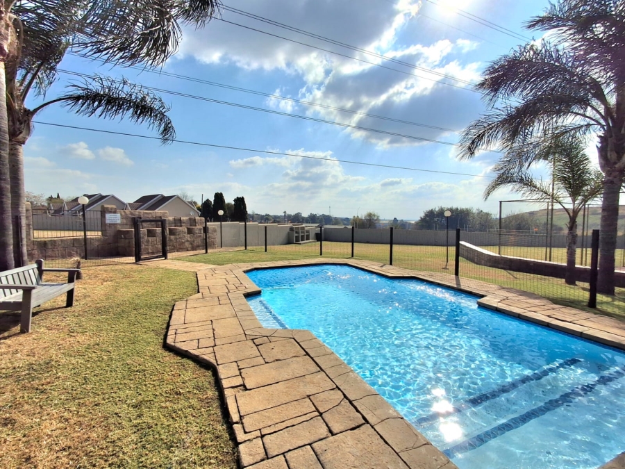 2 Bedroom Property for Sale in Eden Glen Gauteng