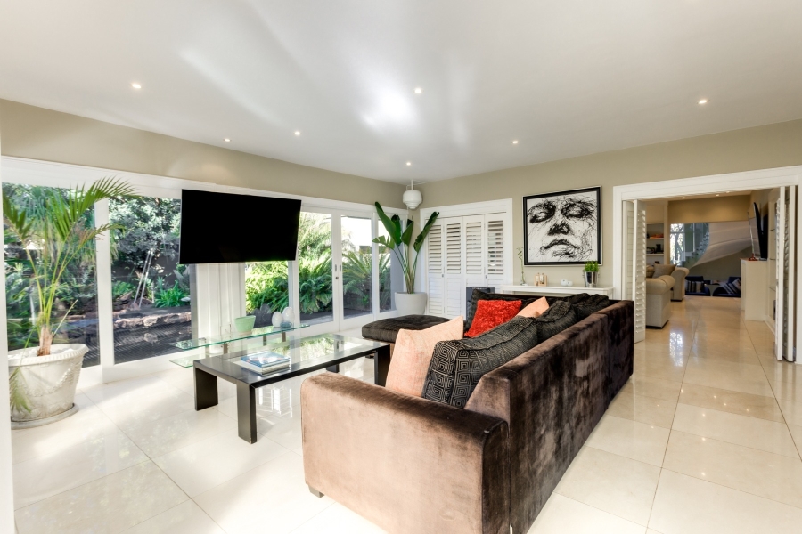 To Let 4 Bedroom Property for Rent in Dainfern Golf Estate Gauteng