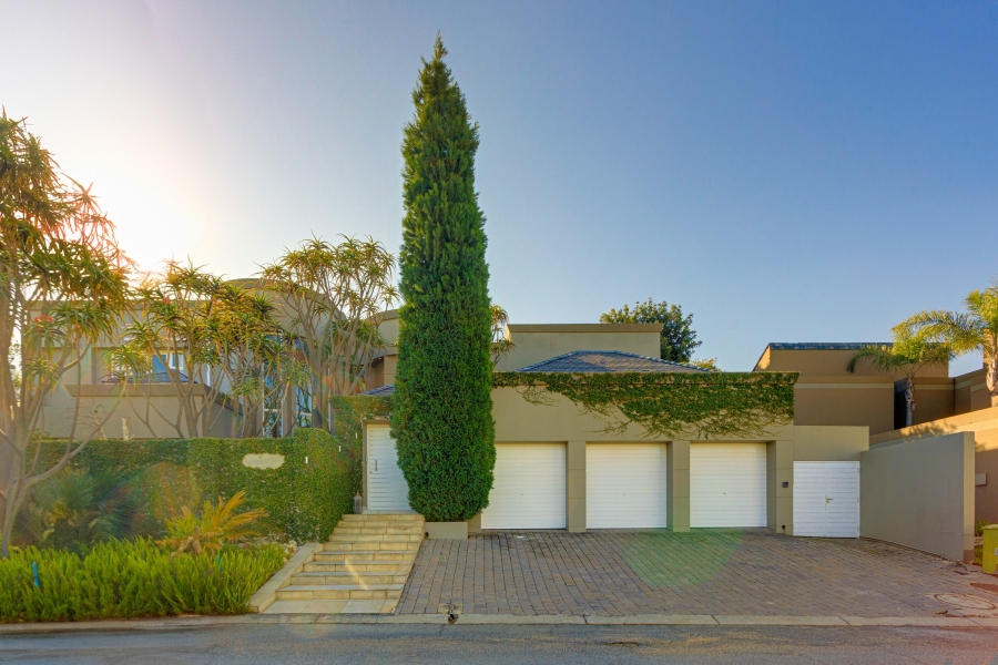 To Let 4 Bedroom Property for Rent in Dainfern Golf Estate Gauteng
