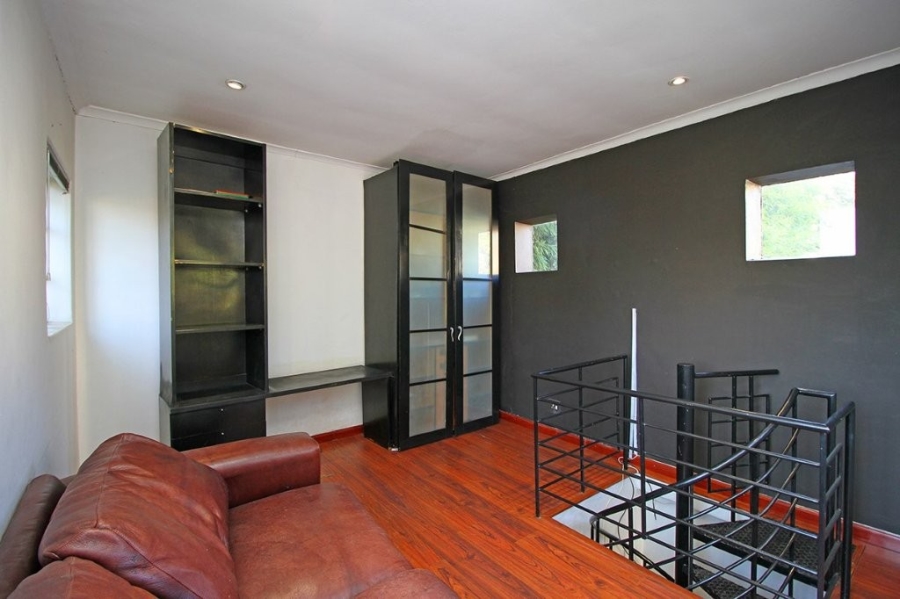 To Let 3 Bedroom Property for Rent in Fairwood Gauteng