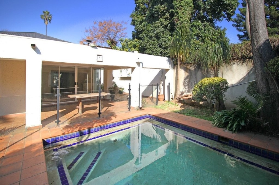 To Let 3 Bedroom Property for Rent in Fairwood Gauteng