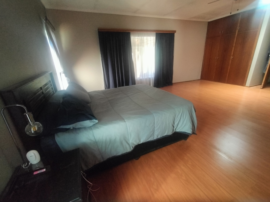 6 Bedroom Property for Sale in Pretoria North Gauteng