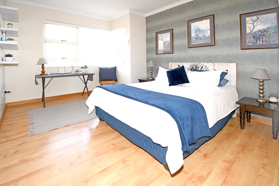 To Let 4 Bedroom Property for Rent in Beverley Gauteng
