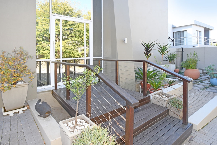 To Let 4 Bedroom Property for Rent in Beverley Gauteng