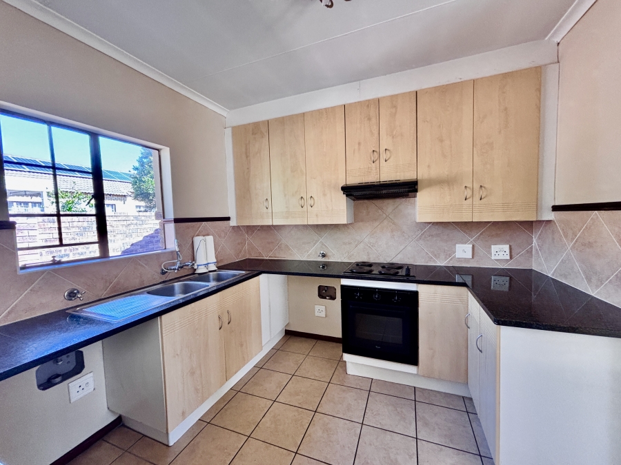 3 Bedroom Property for Sale in Equestria Gauteng