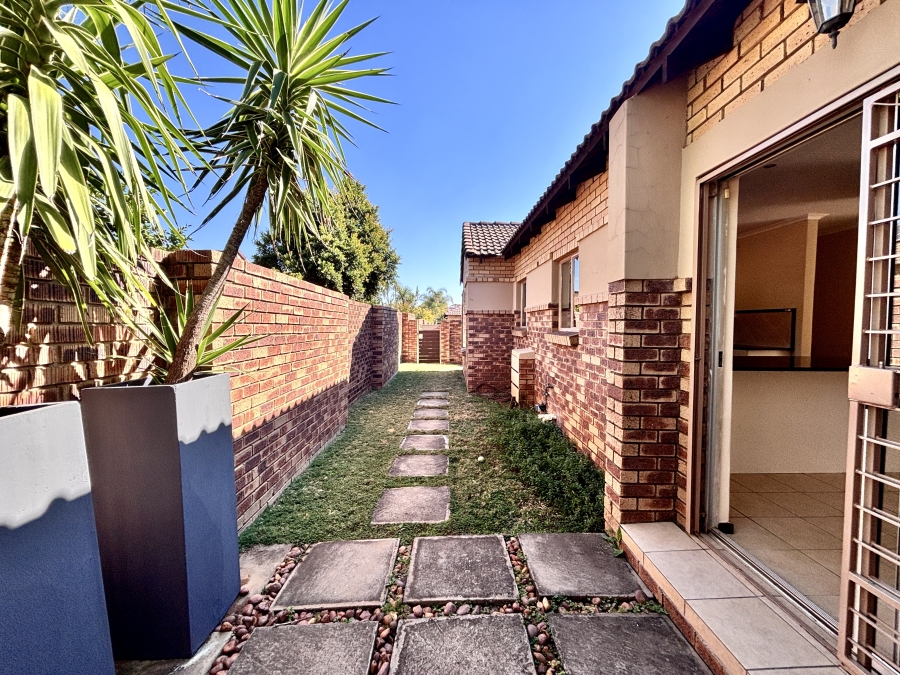 3 Bedroom Property for Sale in Equestria Gauteng