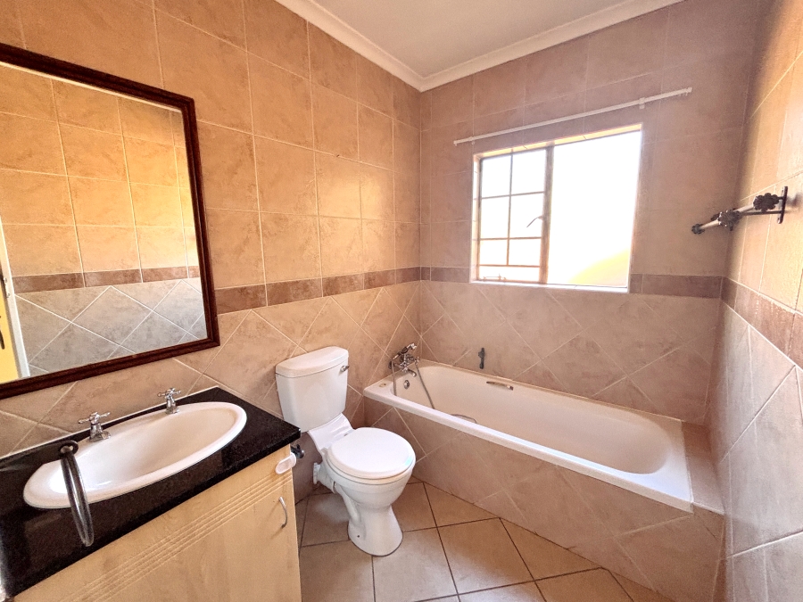3 Bedroom Property for Sale in Equestria Gauteng
