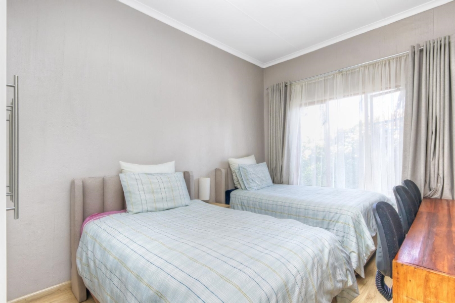 3 Bedroom Property for Sale in Halfway Gardens Gauteng