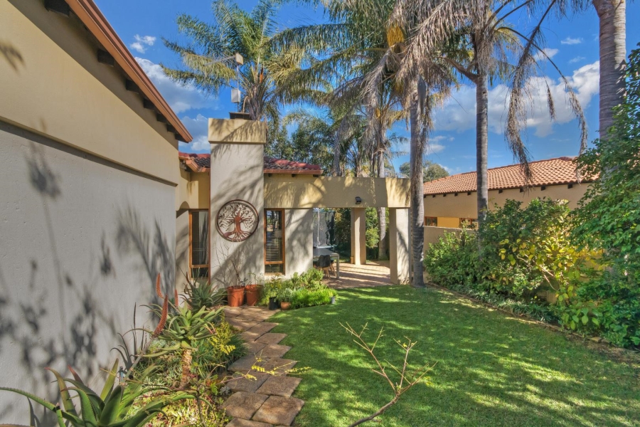 3 Bedroom Property for Sale in Halfway Gardens Gauteng