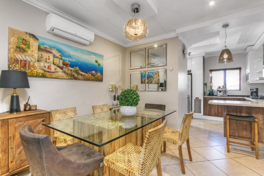 3 Bedroom Property for Sale in Crowthorne AH Gauteng