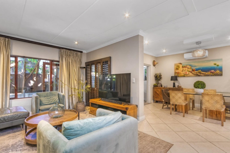 3 Bedroom Property for Sale in Crowthorne AH Gauteng