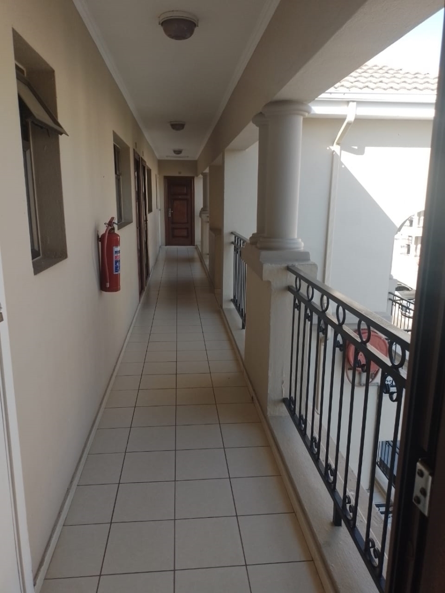 To Let 2 Bedroom Property for Rent in Noordwyk Gauteng