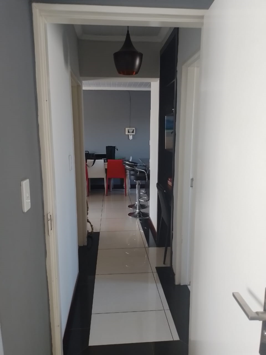 To Let 2 Bedroom Property for Rent in Noordwyk Gauteng