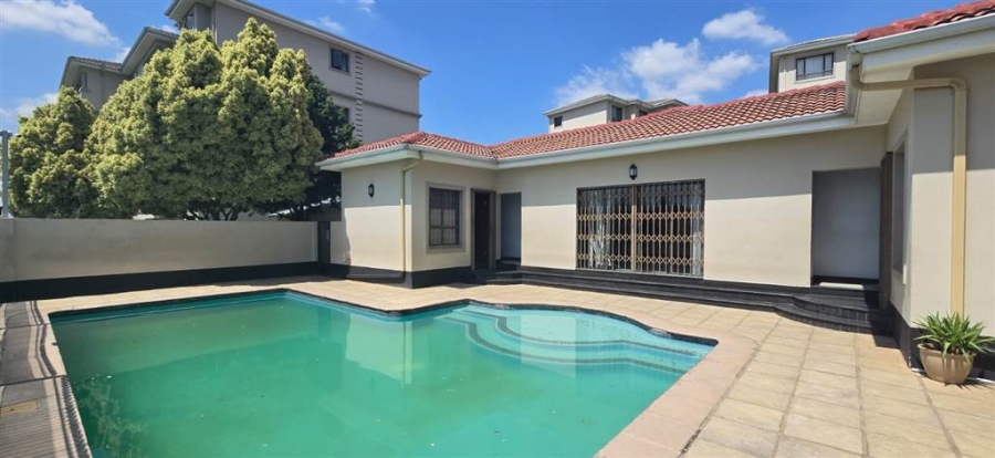To Let 2 Bedroom Property for Rent in Noordwyk Gauteng