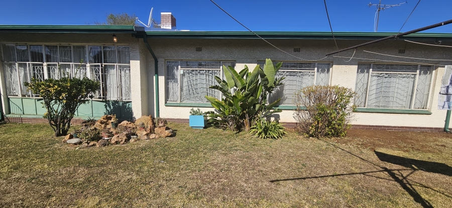 3 Bedroom Property for Sale in New Redruth Gauteng
