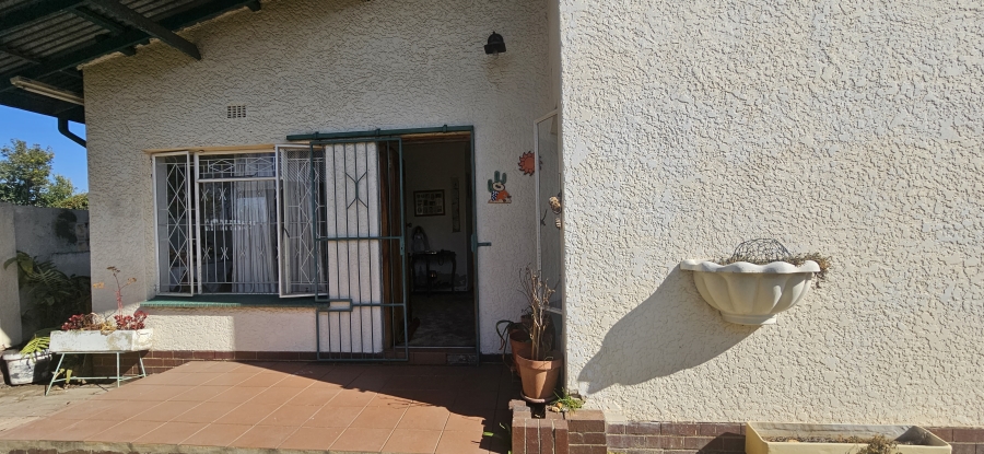 3 Bedroom Property for Sale in New Redruth Gauteng