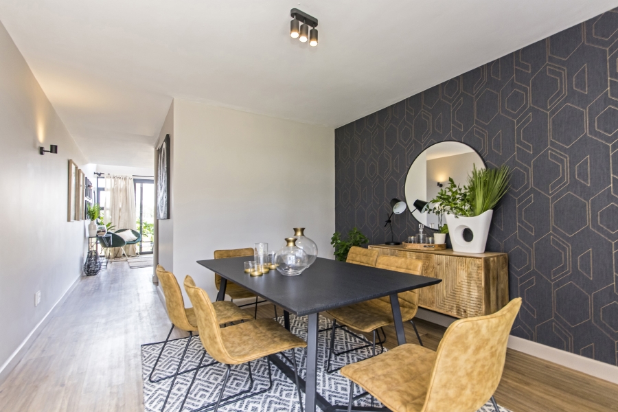 2 Bedroom Property for Sale in Lanseria Gauteng