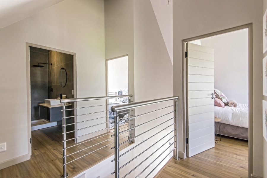 2 Bedroom Property for Sale in Lanseria Gauteng