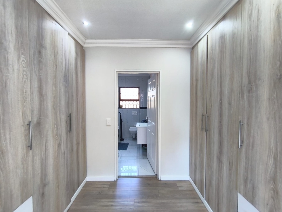 3 Bedroom Property for Sale in New Redruth Gauteng