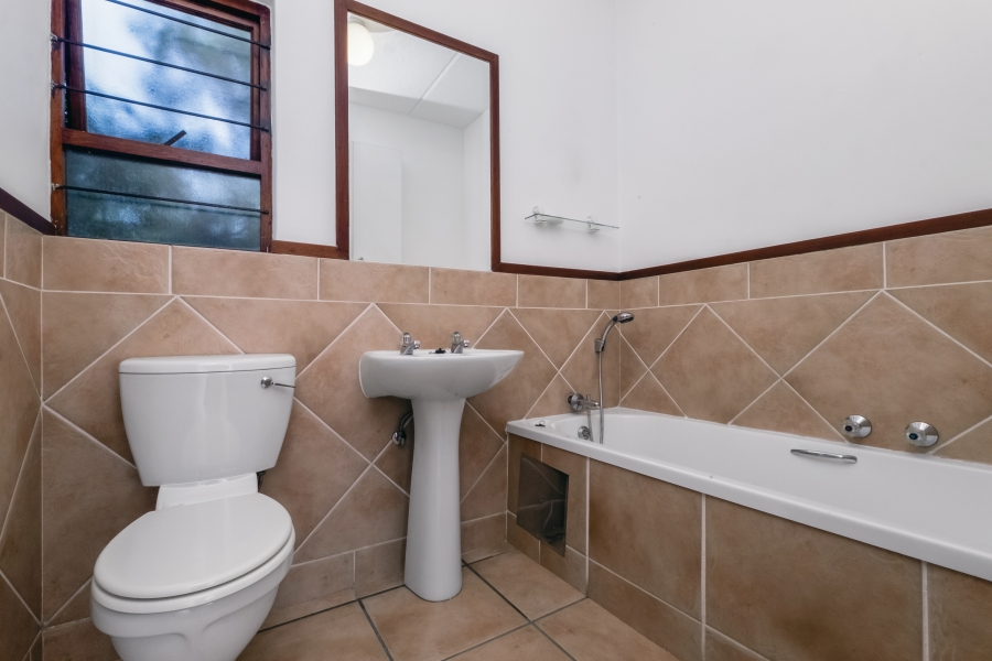 To Let 2 Bedroom Property for Rent in Sandown Gauteng