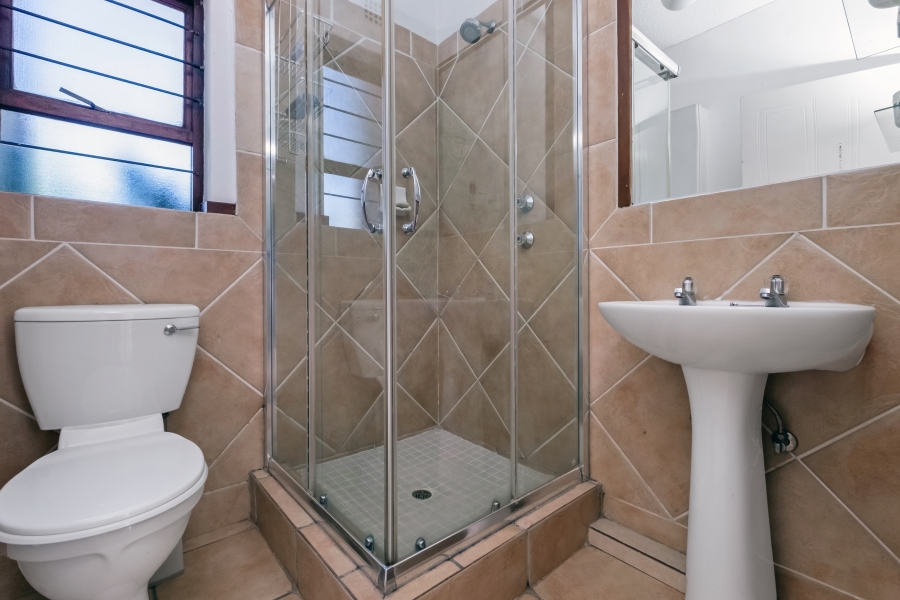 To Let 2 Bedroom Property for Rent in Sandown Gauteng