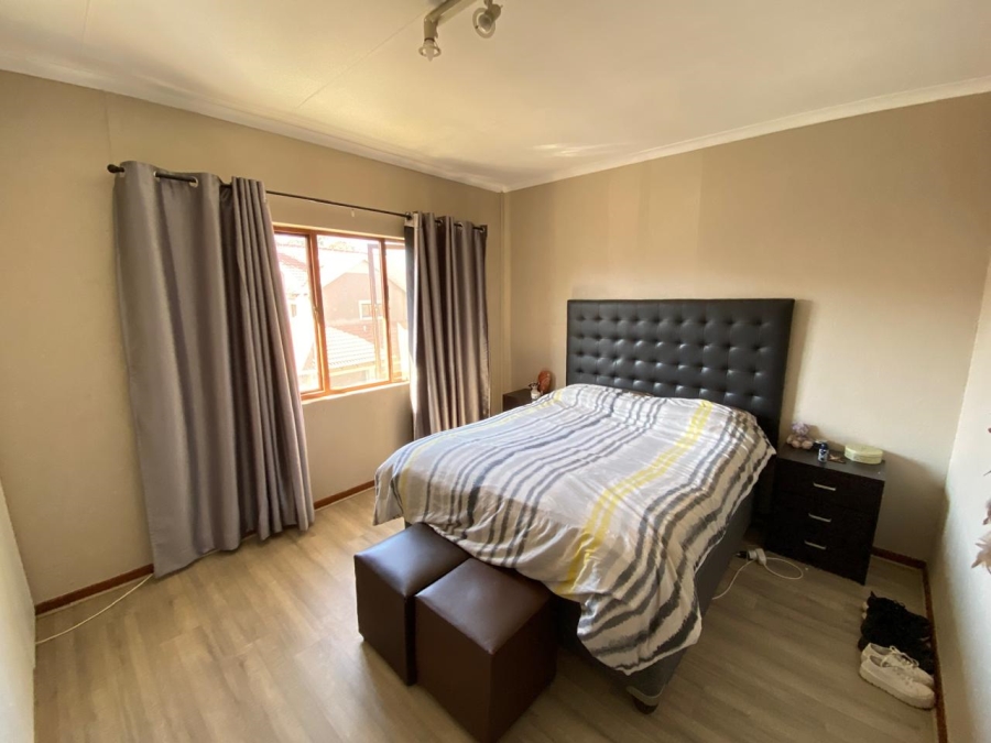 To Let 2 Bedroom Property for Rent in Mooikloof Gauteng