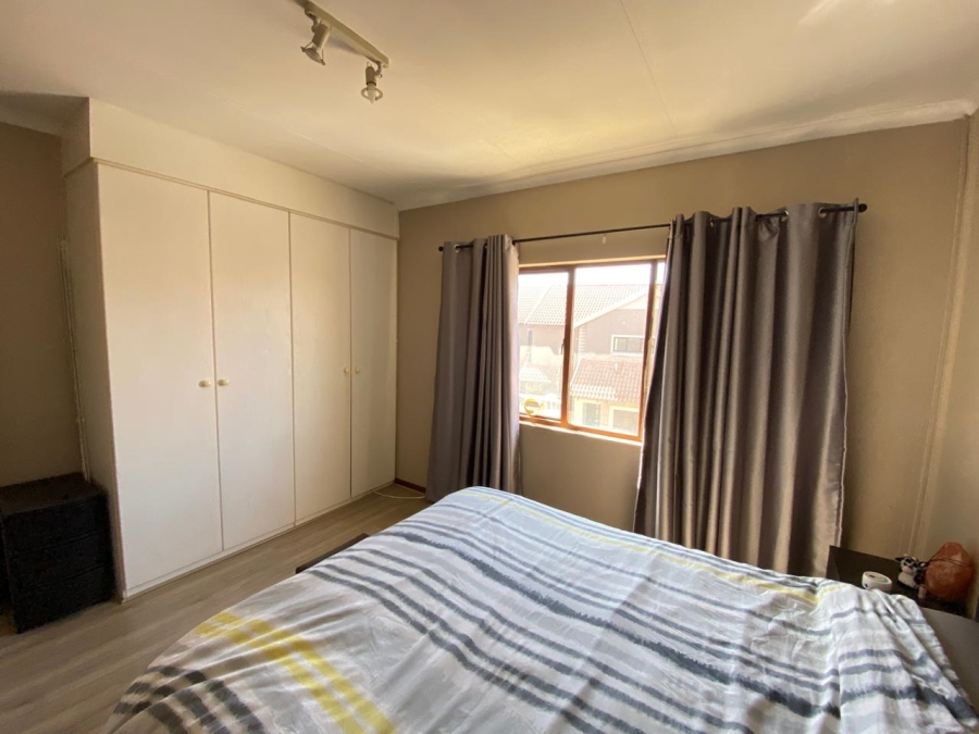 To Let 2 Bedroom Property for Rent in Mooikloof Gauteng