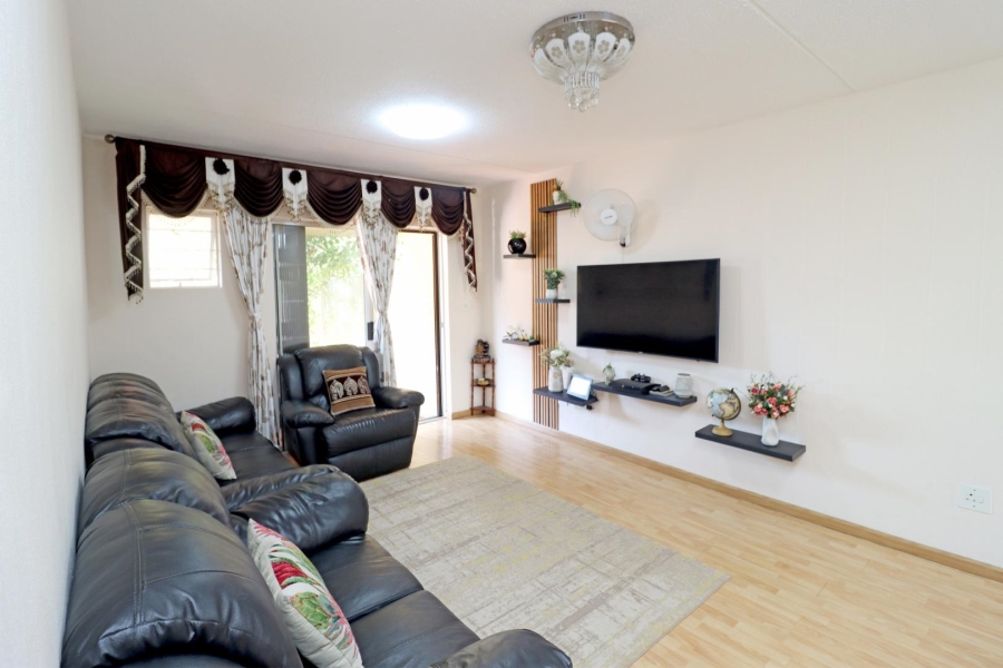 3 Bedroom Property for Sale in Vorna Valley Gauteng